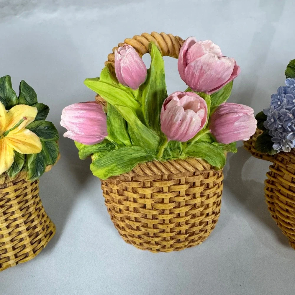 Charter Club Wild Flowers Resin Napkin Rings Set of 8 Pansy Lilac Tulip Lily